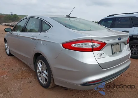 2016 Ford Fusion Se z USA, uszkodzony, nr VIN 3FA6P0HD5GR196840